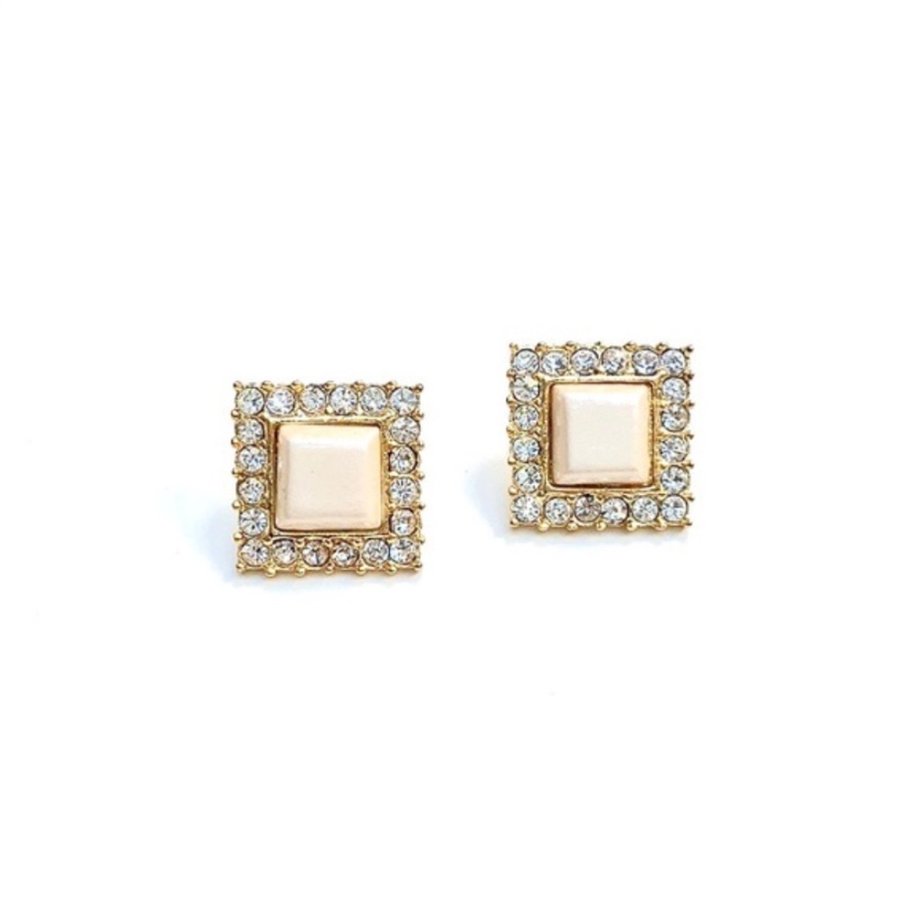 Diamond Earrings in White